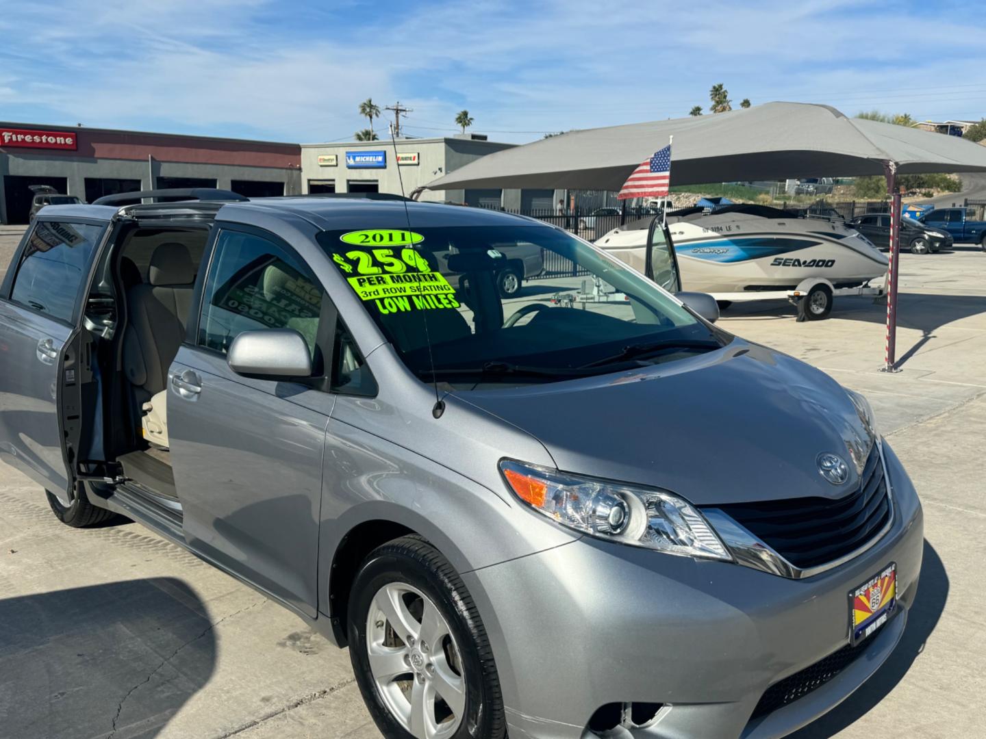 2011 Silver Toyota Sienna (5TDKK3DC1BS) , located at 2190 Hwy 95, Bullhead City, AZ, 86442, (928) 704-0060, 0.000000, 0.000000 - Photo#12